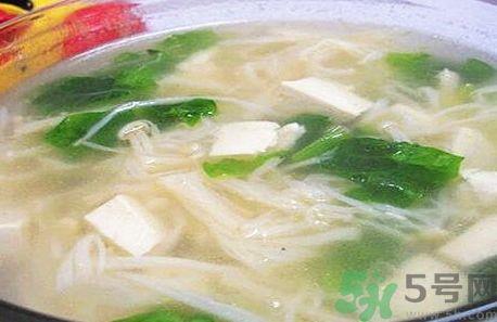 金针菇可以和豆腐一起吃吗?金针菇能和豆腐同吃吗?