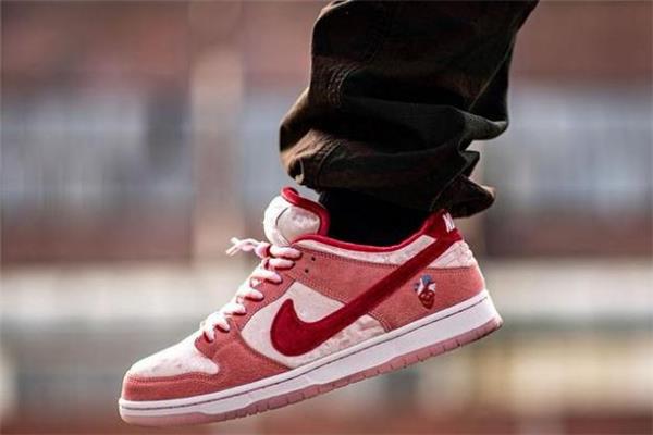 nike dunk sb情人节真假对比 耐克dunk情人节发售价格